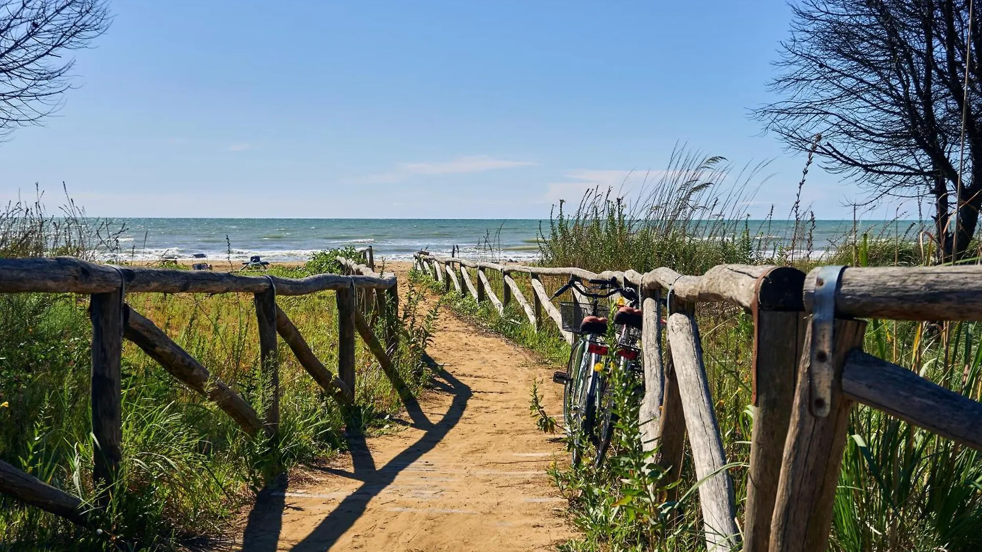 Enjoy The Sea View Of Our Modern Flat - Beahost Apartment Bibione