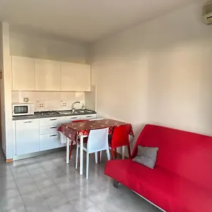 Grazioso N 76 A 100mt Dal Mare Appartamento