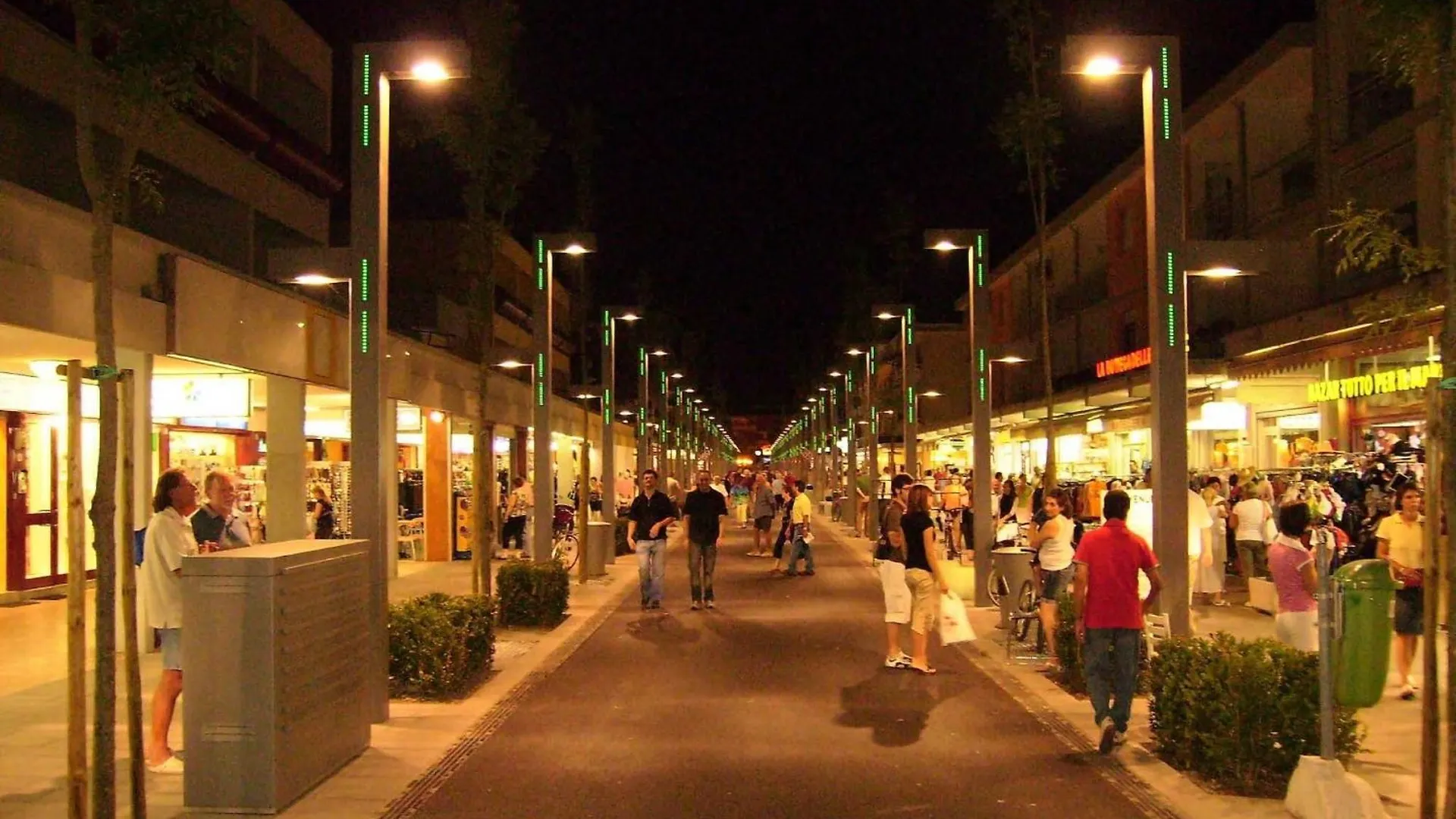 Enjoy The Sea View Of Our Modern Flat - Beahost Apartment Bibione Italy